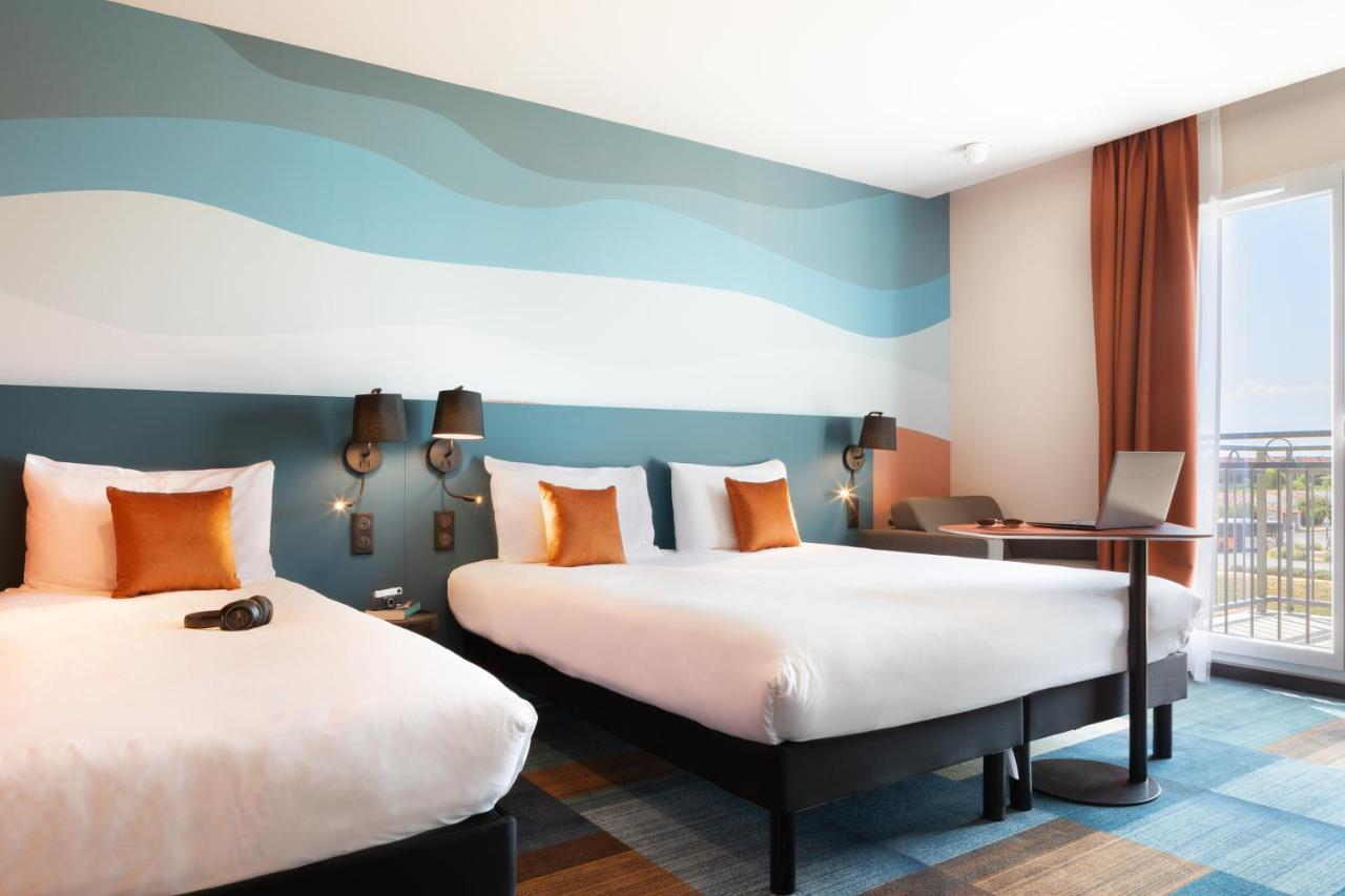 Ibis Styles Miramas Hotel Bagian luar foto