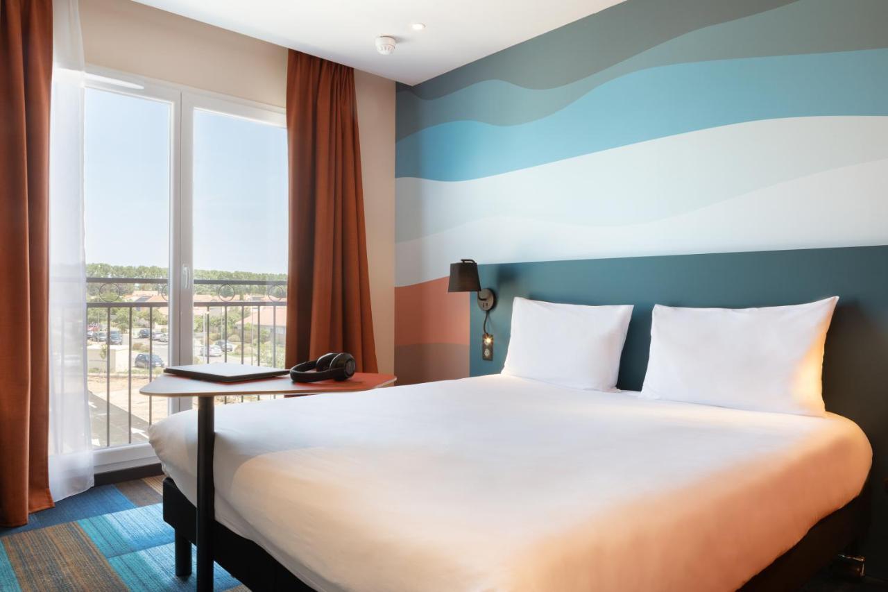 Ibis Styles Miramas Hotel Bagian luar foto